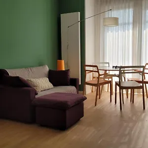 https://meda-cozy-flat.it-lombardy.com